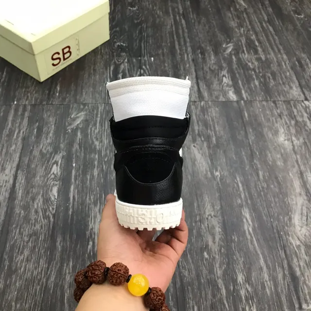 Off-White 黑色高帮工业扎带生活休闲鞋 3