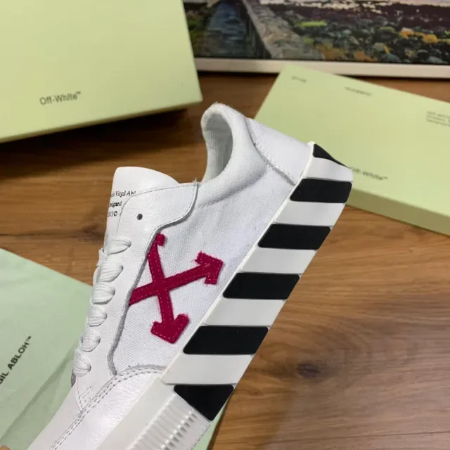 Off-White Red Leather And Canvas Upper Diagonal Arrow Logo Lifestyle Sneakers 2