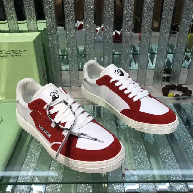 Off-White Zapatillas Lifestyle Rojas Low-Top de Ante y Cuero con Paneles 7
