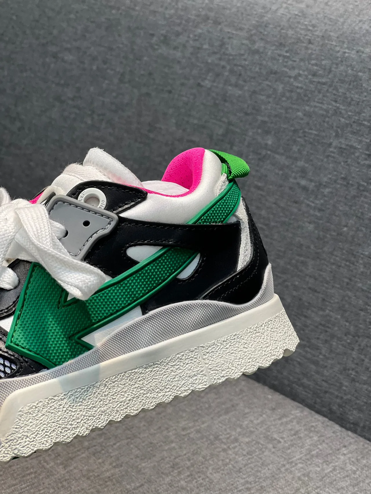 Off-White Runner Black Green Pink Lifestyle Sneakers 8