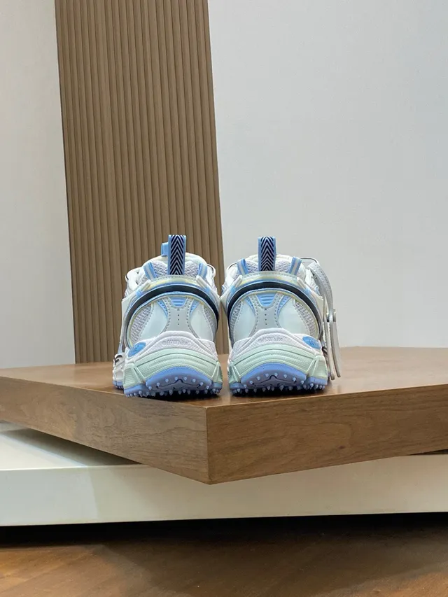 Off-White Runner blancas azul claro negro zapatillas chunky 8