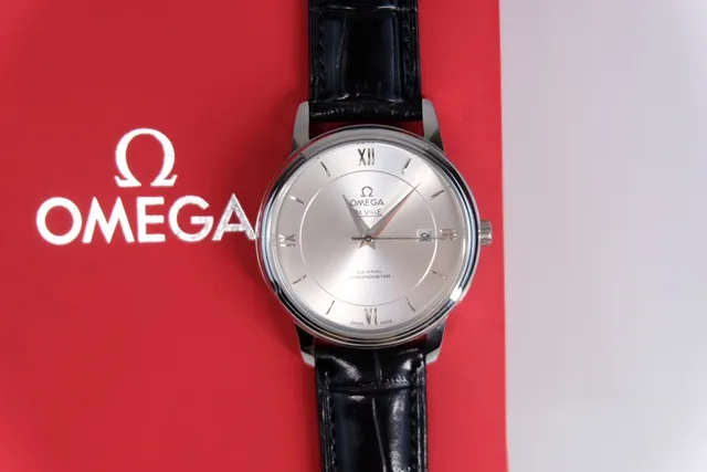 Omega De Ville Co-Axial Chronometer चांदी डायल काली चमड़े की पट्टी यांत्रिक घड़ी 4