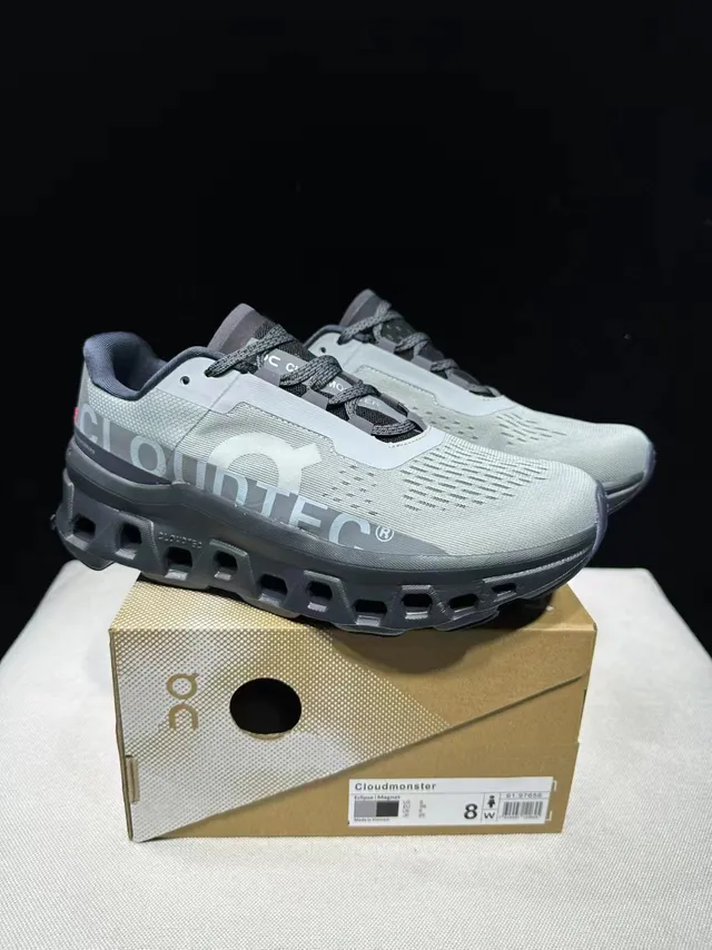 On Cloudmonster 灰黑跑鞋 13