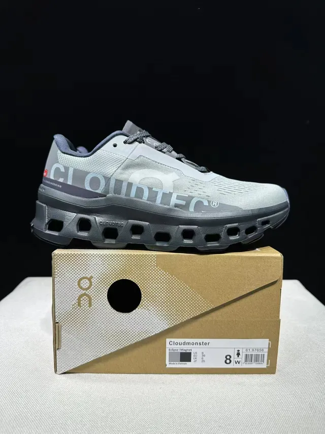 On Cloudmonster 灰黑跑鞋 14