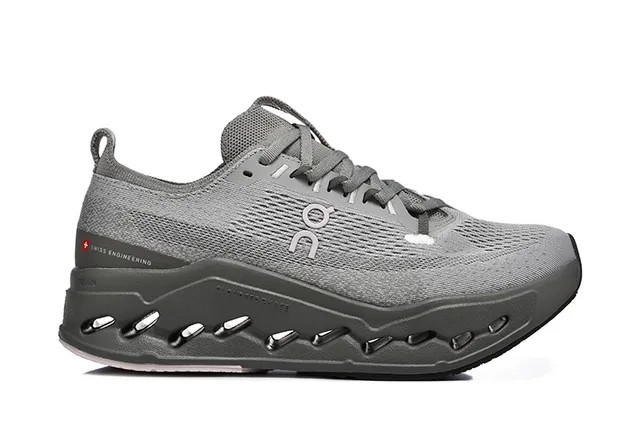 On Gris Negro Parte superior de tricot ingenieril Open Hexagonal CloudTec Pods Zapatos de running 4