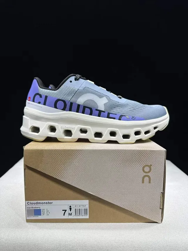 On 灰紫工程针织上层开放六边形 CloudTec 中底 运动鞋 9