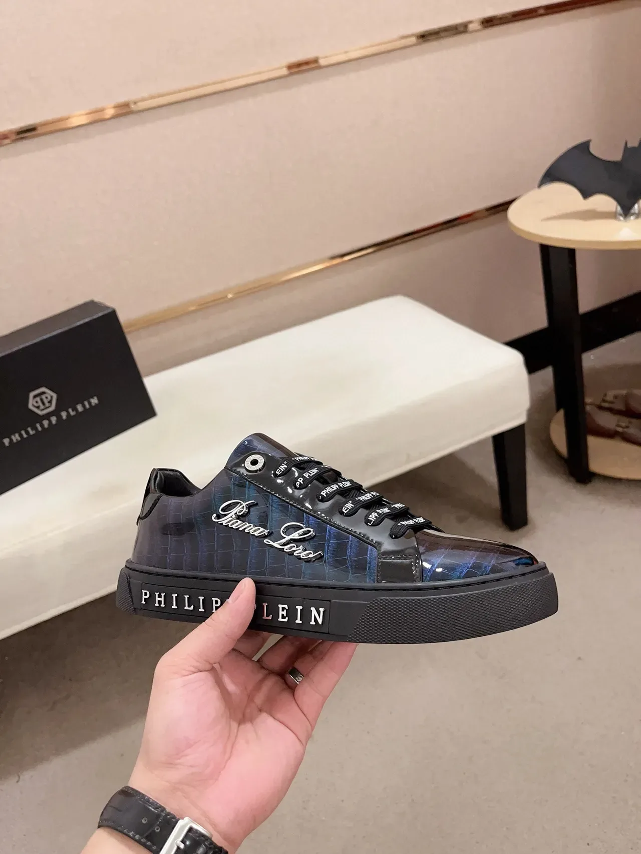 Philipp Plein काला नीला चमकदार पेटेंट जैसी ऊपरी मगरमच्छ उभरा टेक्सचर लाइफस्टाइल स्नीकर 4