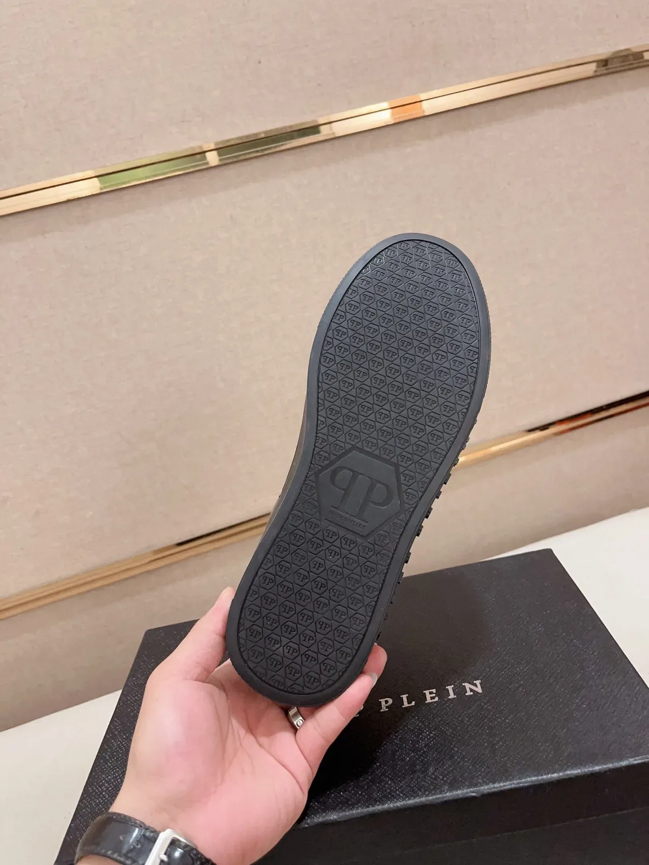 Philipp Plein काला नीला चमकदार पेटेंट जैसी ऊपरी मगरमच्छ उभरा टेक्सचर लाइफस्टाइल स्नीकर 9