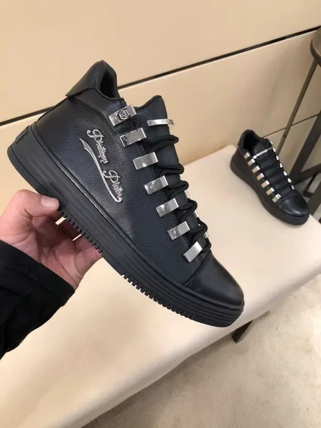 Philipp Plein Tênis Lifestyle de Couro Preto e Dourado de Topo Alto 3