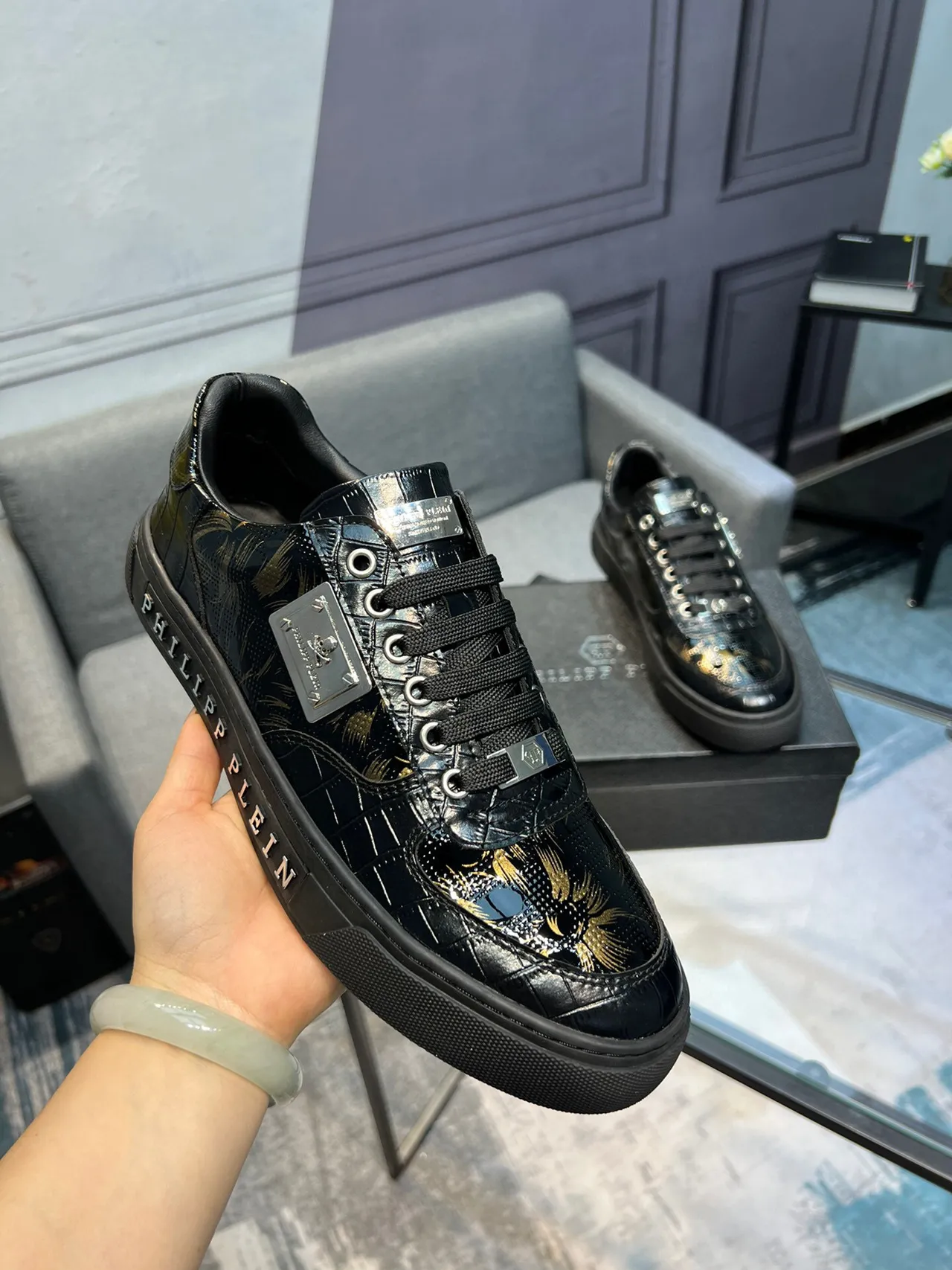 Philipp Plein 黑色专利皮革凤凰刺绣生活方式运动鞋 5