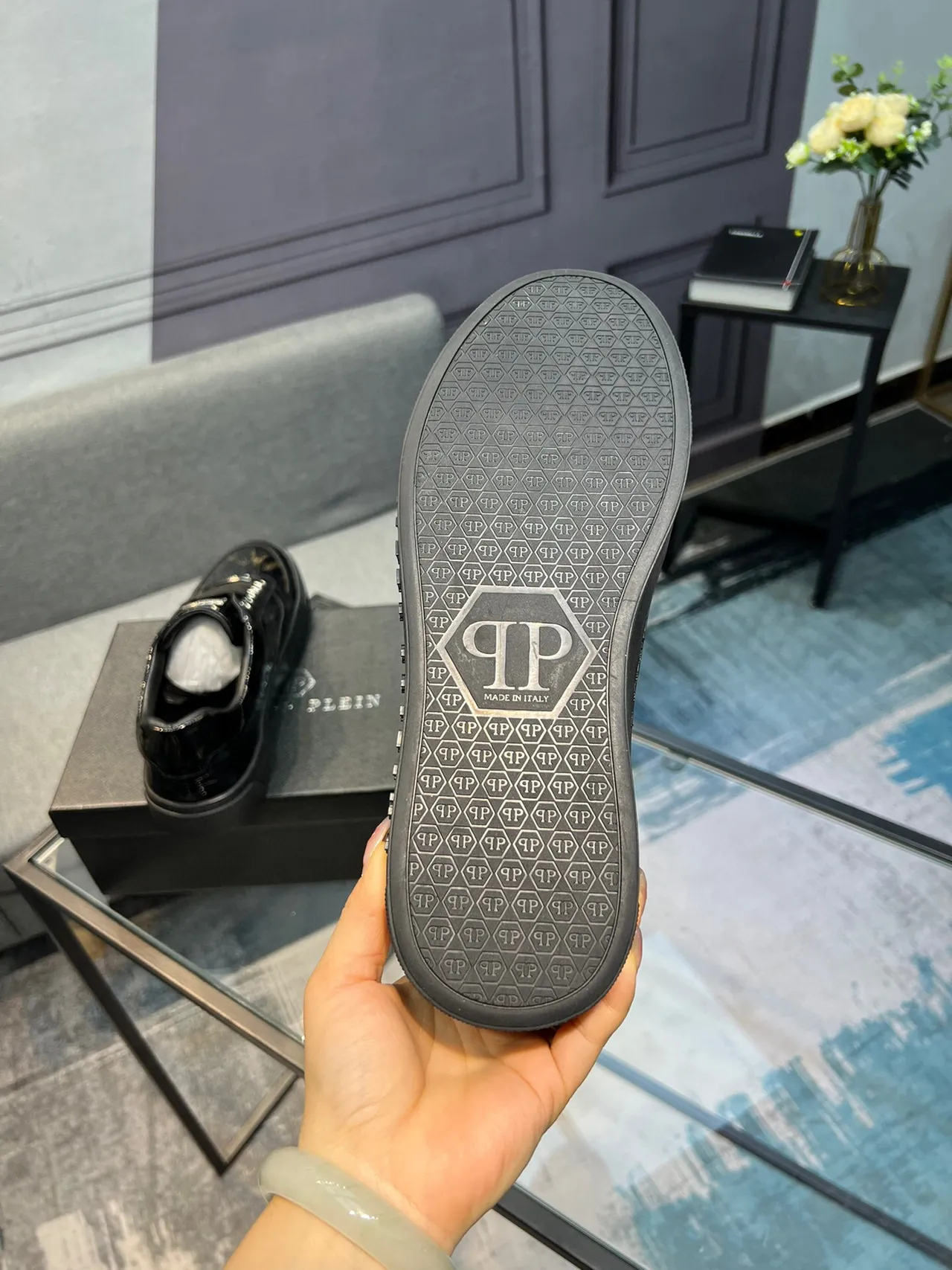 Philipp Plein 黑色专利皮革凤凰刺绣生活方式运动鞋 6