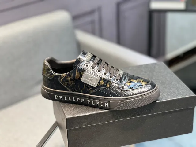 Philipp Plein 黑色专利皮革凤凰刺绣生活方式运动鞋 9