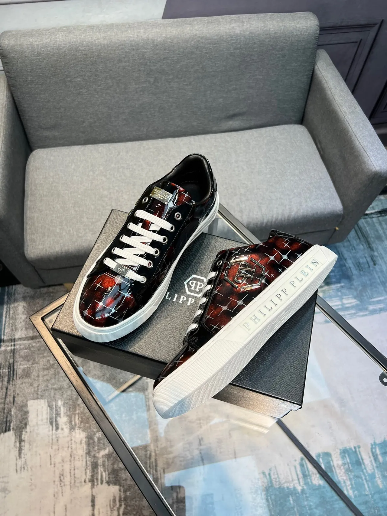 Philipp Plein Black Red Glossy Patent-Like Upper Iridescent Gradient Lifestyle Sneakers 3
