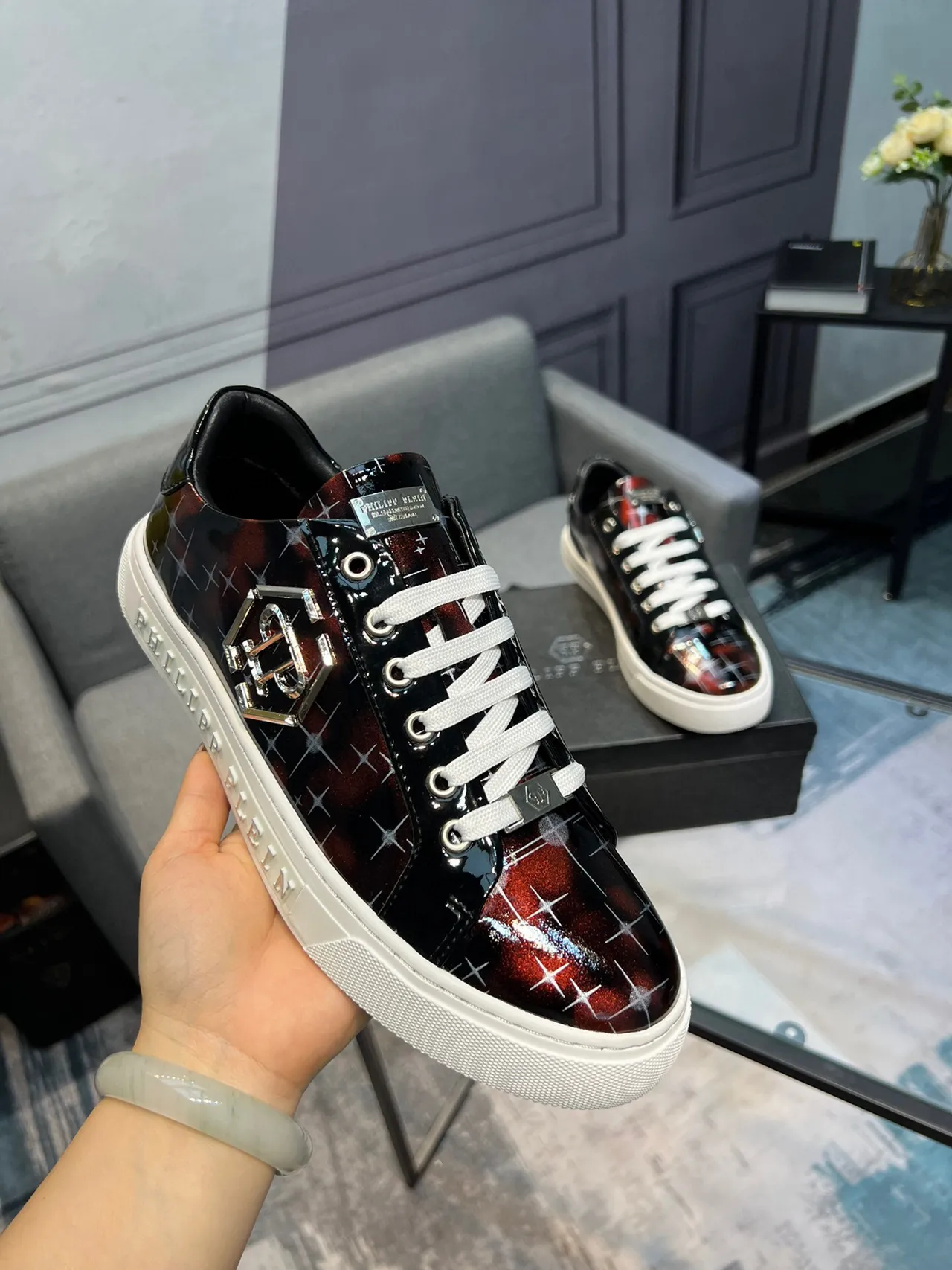 Philipp Plein Black Red Glossy Patent-Like Upper Iridescent Gradient Lifestyle Sneakers 5