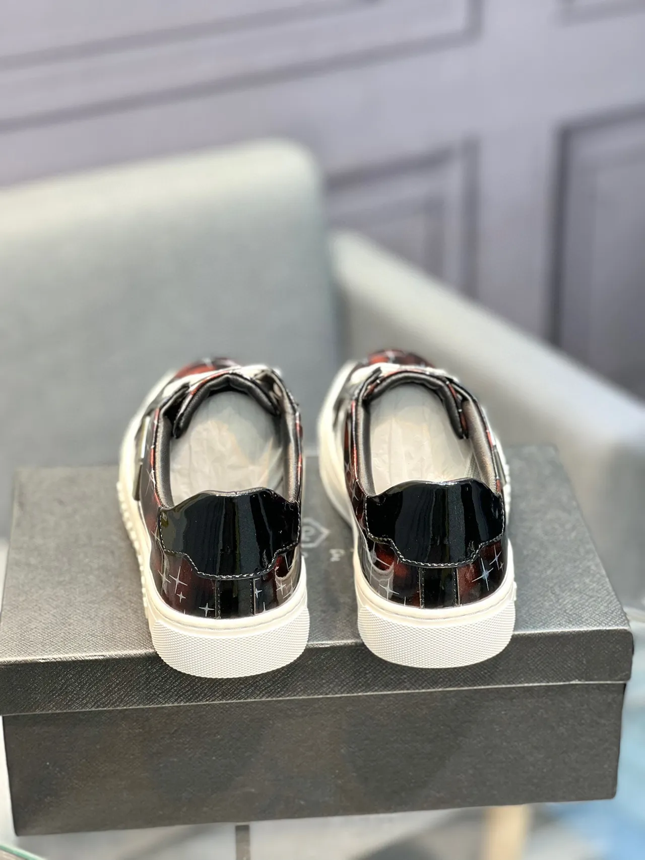 Philipp Plein Black Red Glossy Patent-Like Upper Iridescent Gradient Lifestyle Sneakers 7