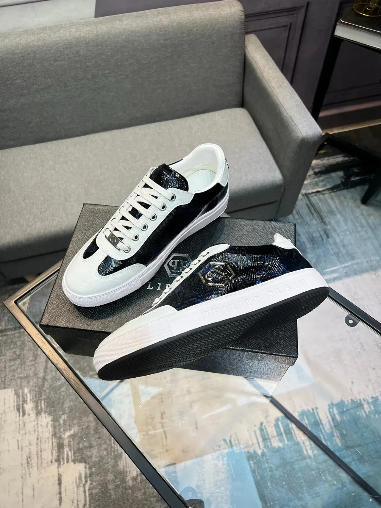 Philipp Plein কালো সাদা লো-টপ লেস-আপ স্নিকার্স 4