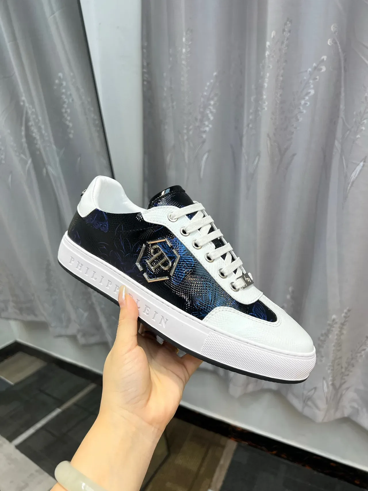 Philipp Plein কালো সাদা লো-টপ লেস-আপ স্নিকার্স 6