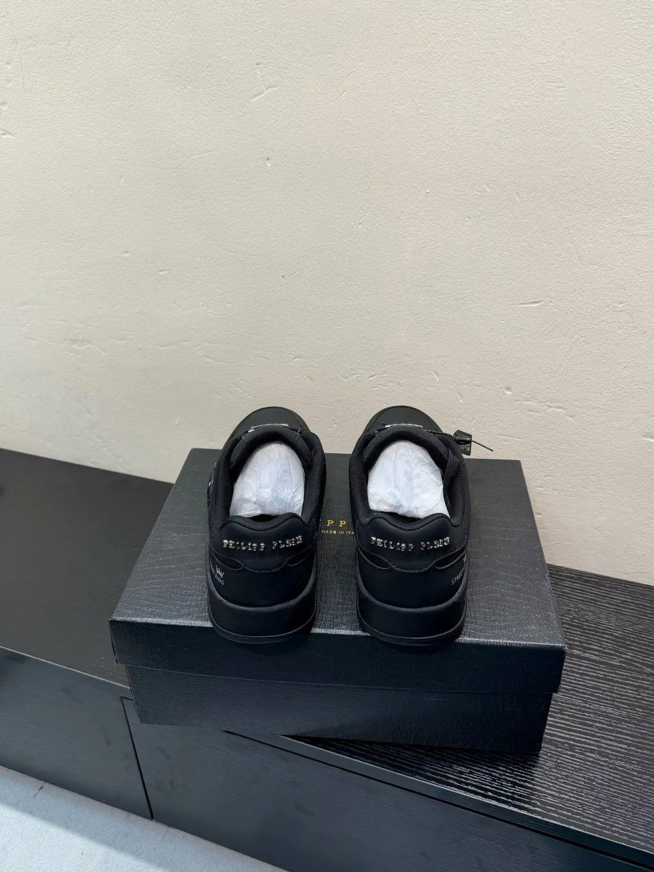 Philipp Plein STREET KING 全黑皮革生活方式运动鞋 6