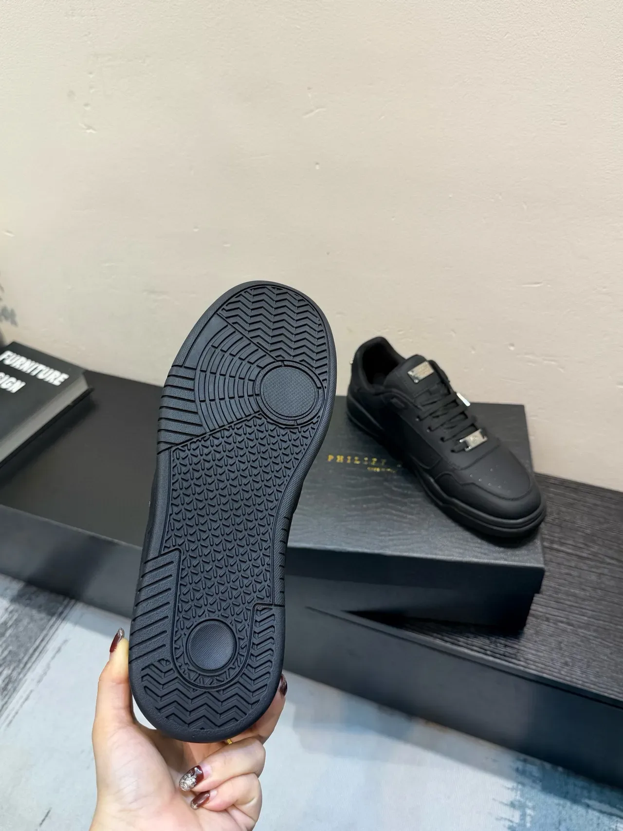 Philipp Plein STREET KING 全黑皮革生活方式运动鞋 9