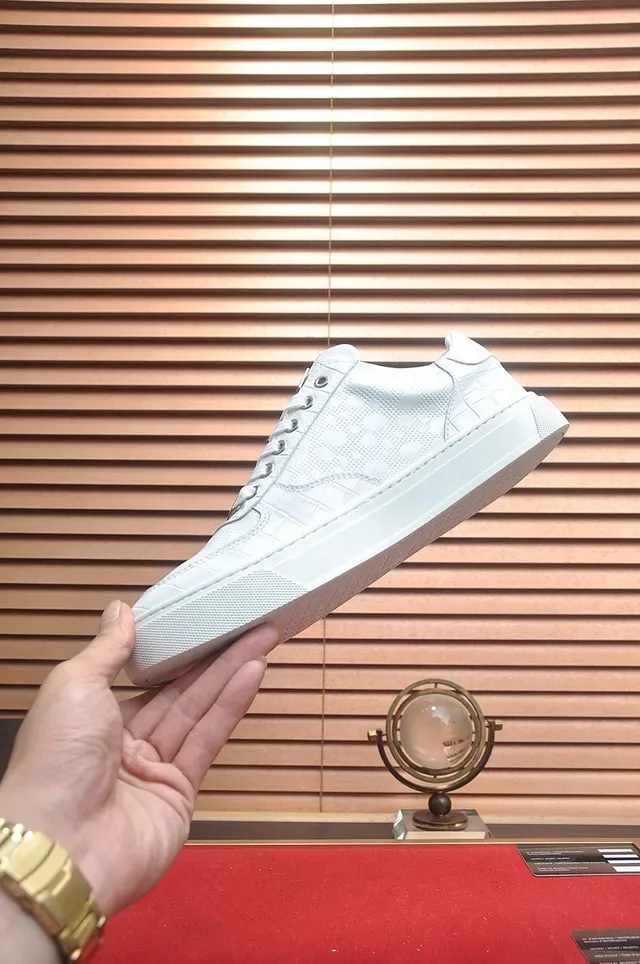 Philipp Plein Branco Prata Couro Texturizado Acessórios de Hardware Metálico Tênis Lifestyle 4