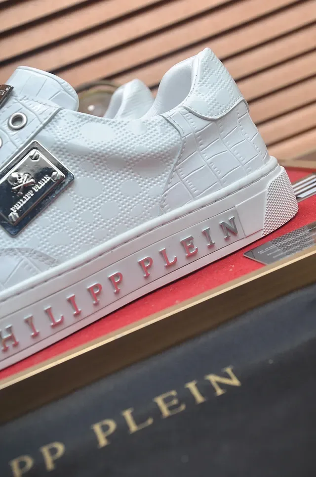 Philipp Plein Branco Prata Couro Texturizado Acessórios de Hardware Metálico Tênis Lifestyle 8