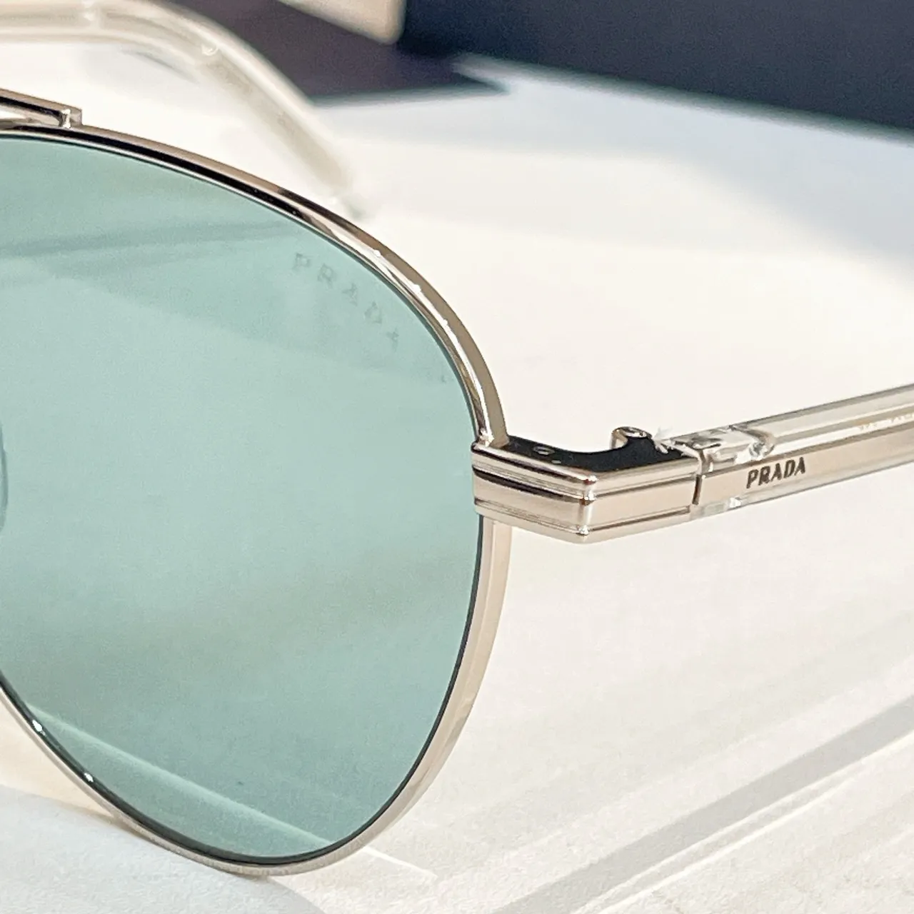 Prada Aviator गोल्ड पर्पल ग्रेडिएंट सनग्लासेस 4
