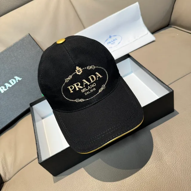 Prada काला स्वर्ण संरचित छह-पैनल सिल्क लोगो बेसबॉल कैप 2
