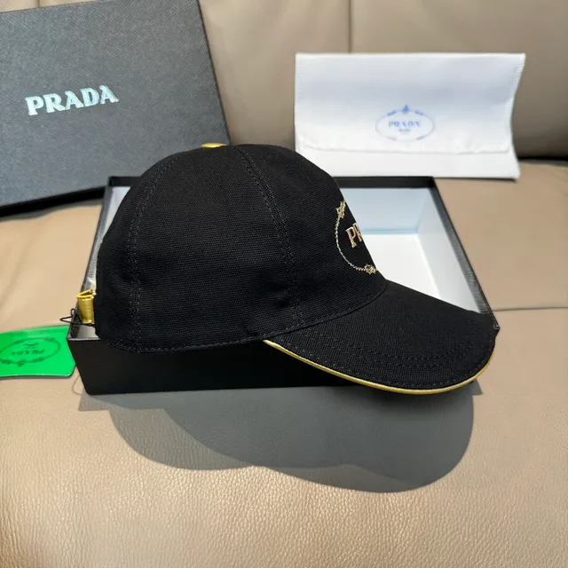 Prada काला स्वर्ण संरचित छह-पैनल सिल्क लोगो बेसबॉल कैप 5