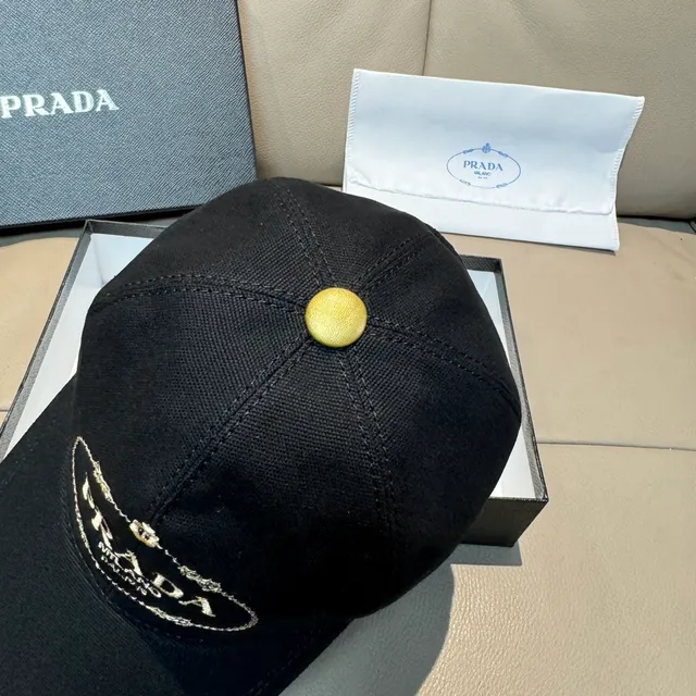 Prada काला स्वर्ण संरचित छह-पैनल सिल्क लोगो बेसबॉल कैप 6