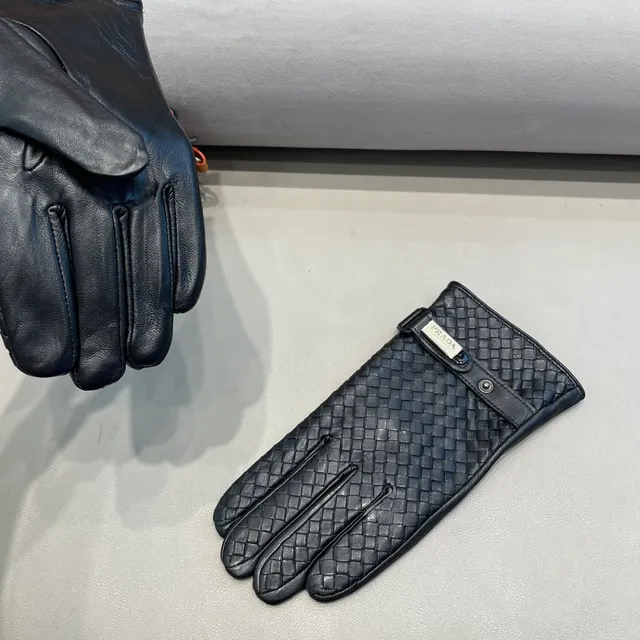 Prada Black Intrecciato Woven Adjustable Strap Closure Leather Gloves 5