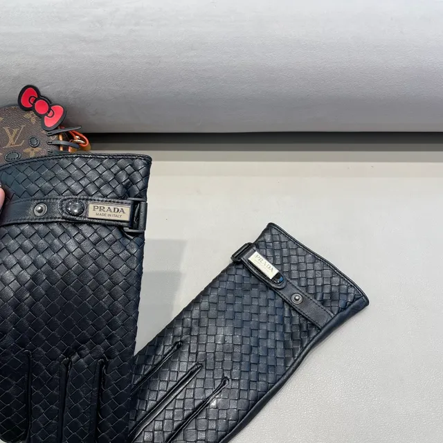 Prada Black Intrecciato Woven Adjustable Strap Closure Leather Gloves 7