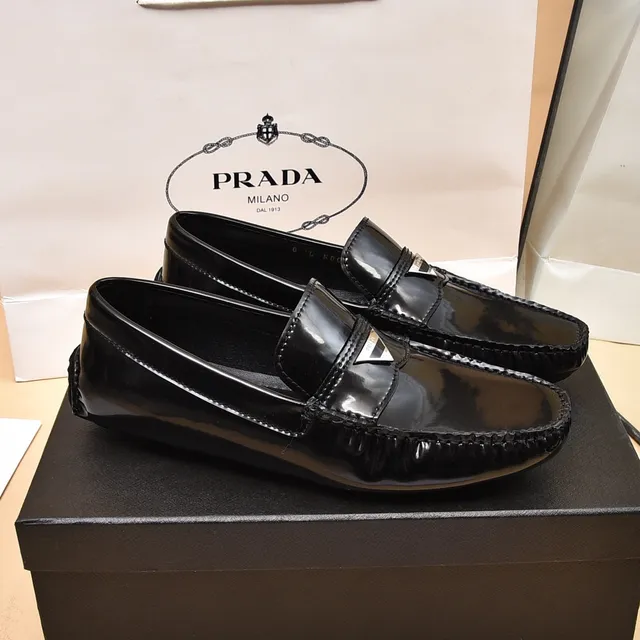 Prada أسود فضي لامع جلد كاب الإبهام مربوط حافة جانبية ليوفر 8