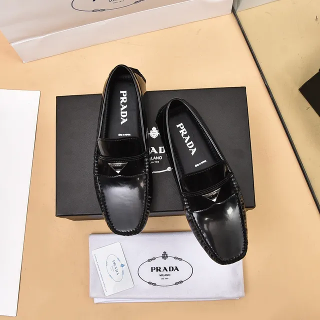 Prada أسود فضي لامع جلد كاب الإبهام مربوط حافة جانبية ليوفر 9