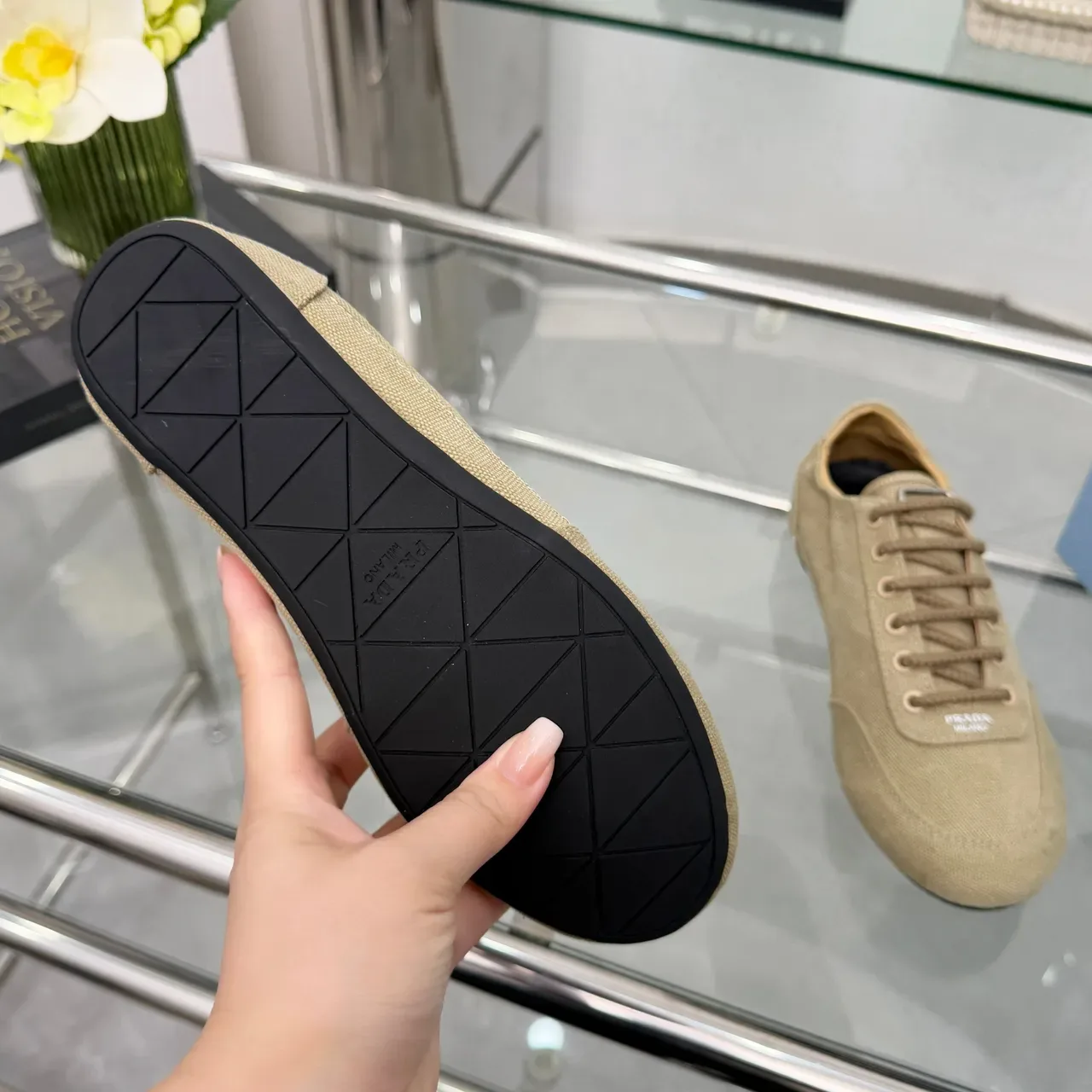 Prada Sapato Casual de Lona com Cadarços Low-Top 3