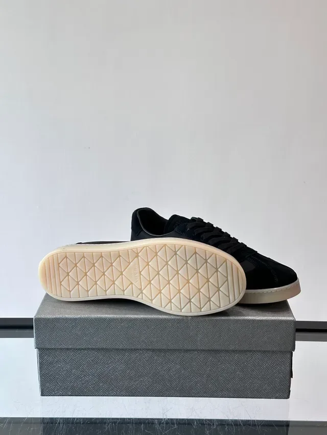 Prada Cloudbust Black Beige Low-Top Mixed-Material Upper Lifestyle Sneakers 2