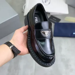 Mocasines Prada Cloudbust Cuero Patentado Negro