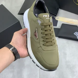Prada Cloudbust ऑलिव ग्रीन नायलॉन लाइफस्टाइल स्नीकर