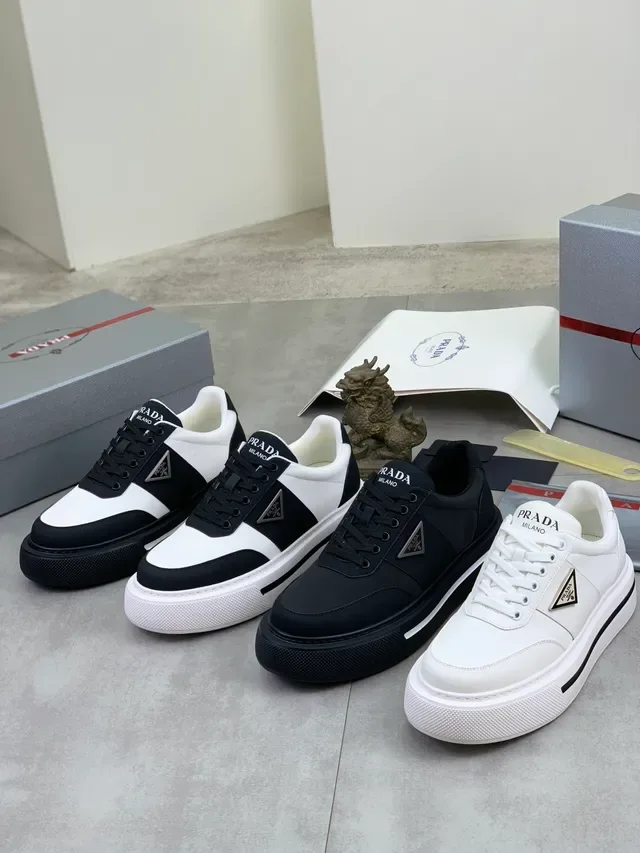 Prada Cloudbust أحذية رياضية أبيض وأسود للأسلوب الحياتي 2