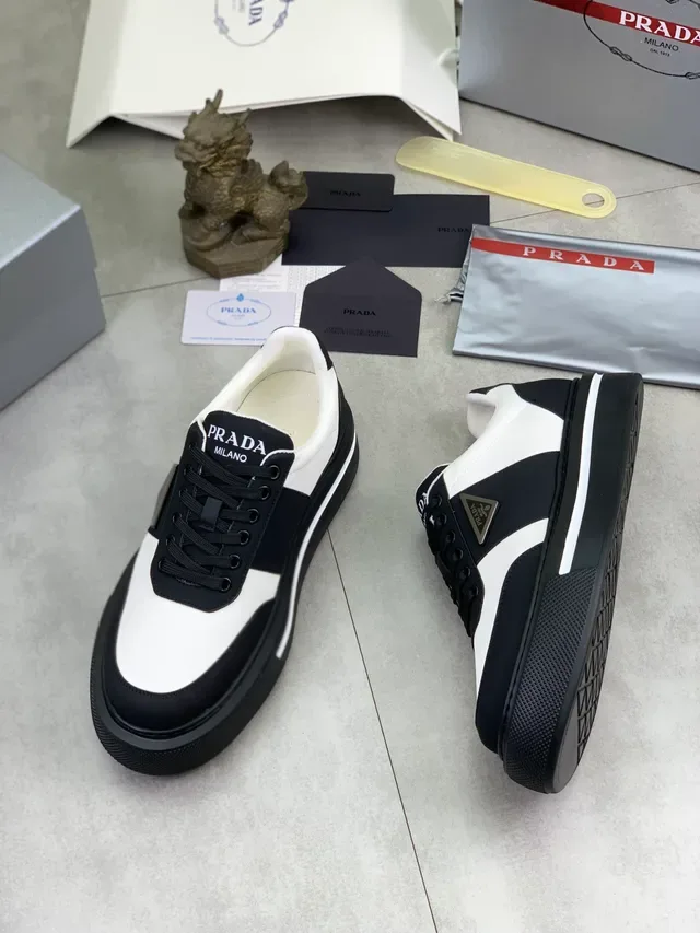 Prada Cloudbust أحذية رياضية أبيض وأسود للأسلوب الحياتي 5