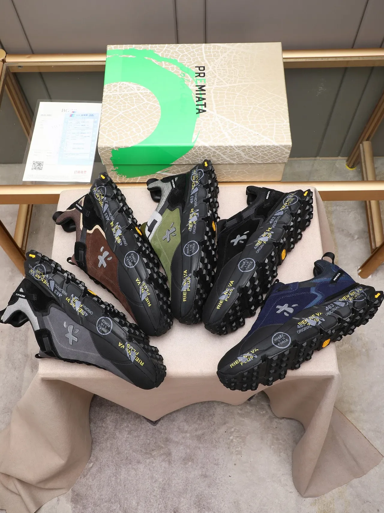Premiata Noir Gris Chunky Midsole Mélange Daim/Maille Supérieure Sneakers Lifestyle 2