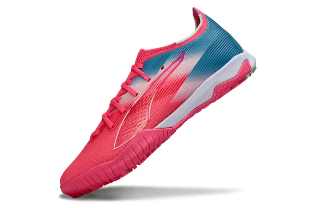 Puma Future Z 粉蓝 低轮廓鞋 渐变上层 草地足球鞋 3