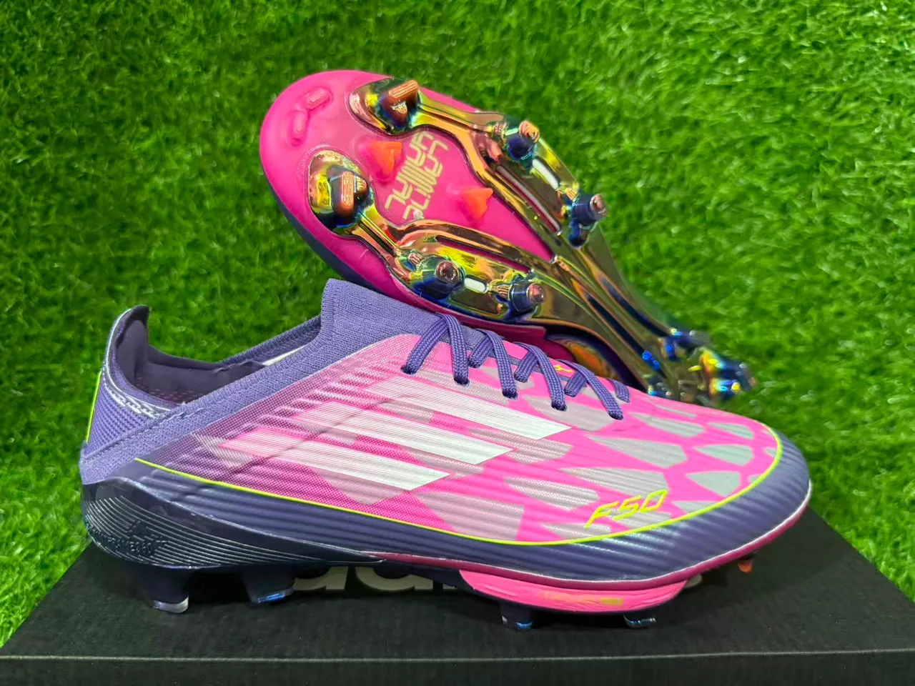 Puma Future Z وردي بنفسجي منخفض القطع طوق مطابق للجوارب أرض صلبة أحذية كرة القدم 9