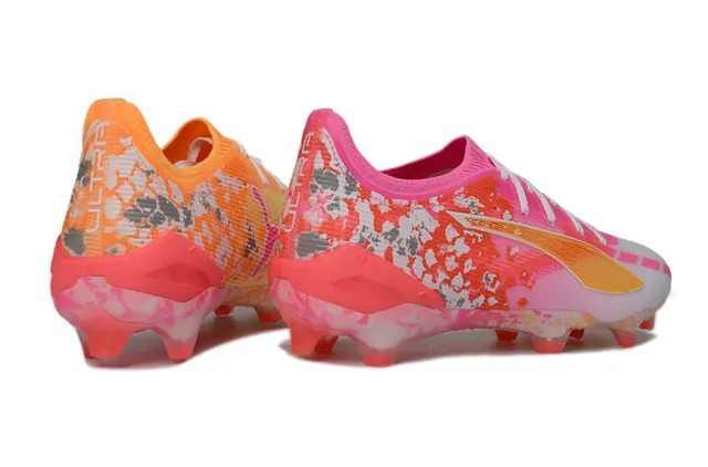 Puma Future Z 足球钉鞋 霓虹粉橙色喷溅 硬地足球鞋 5