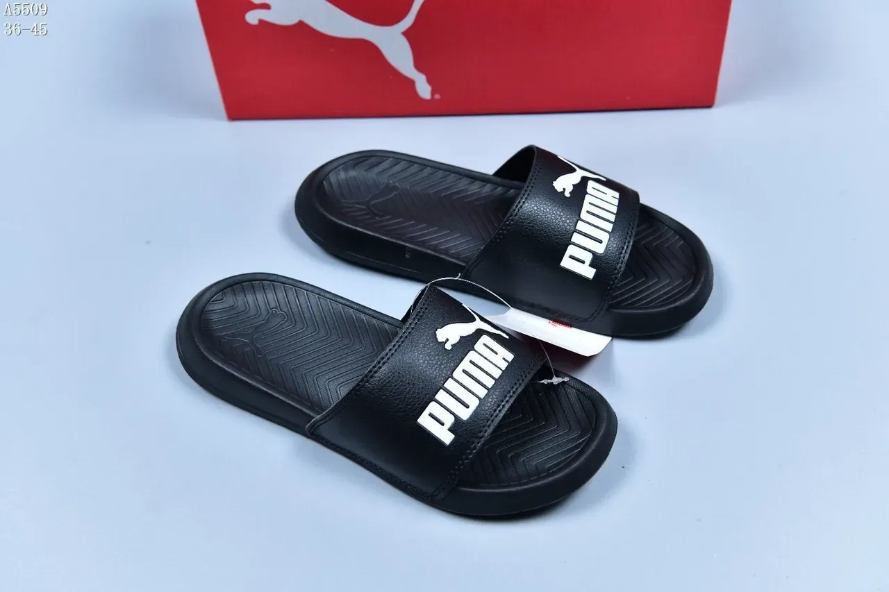 Puma Slide Preto e Branco Logo 2