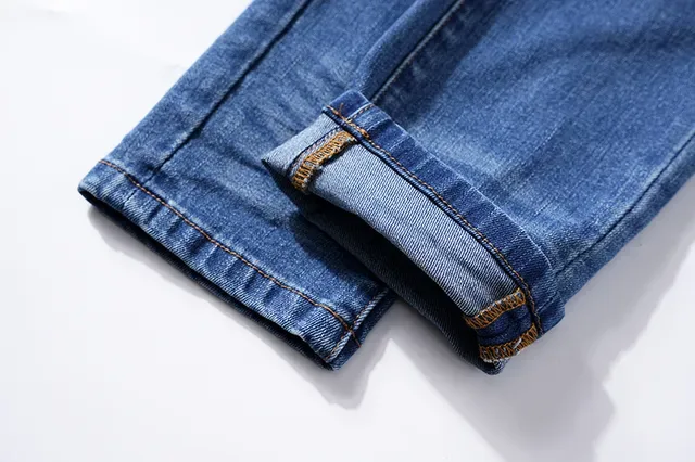 Purple Brand lavado medio desgastados slim-tapered pantalones vaqueros 7