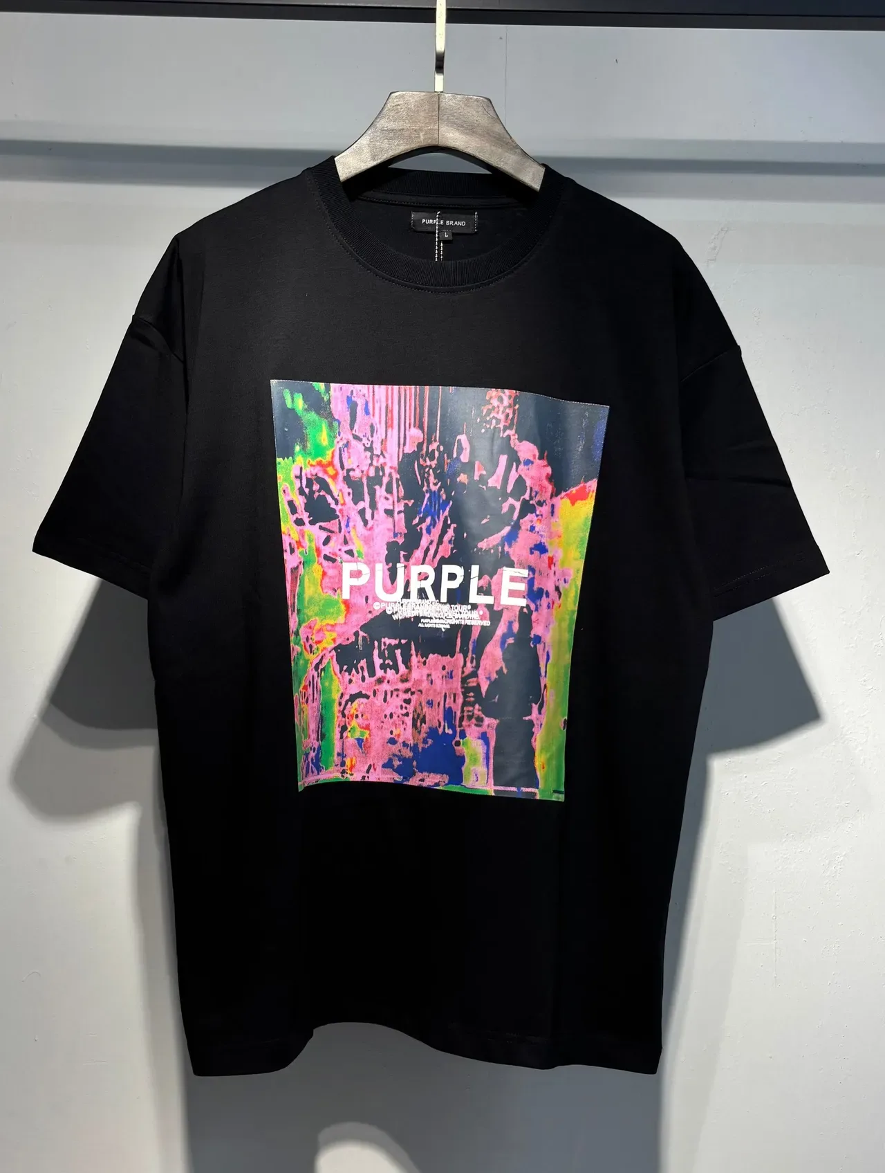 تي شيرت أوفرسايز بطبعة جرافيك Purple Brand 5