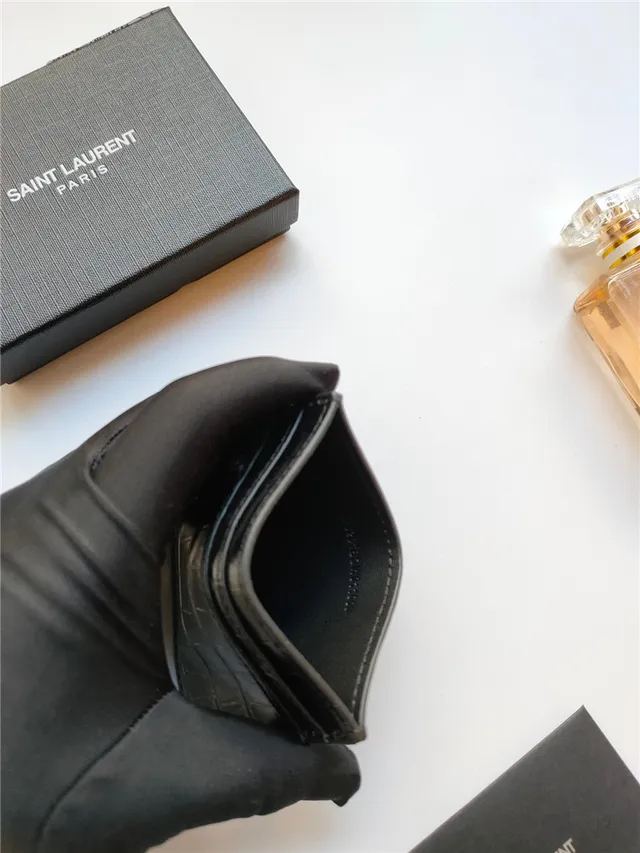 Saint Laurent काला स्वर्ण क्रोकोडाइल एमबॉस्ड चमड़ा YSL Monogram कार्ड होल्डर 2