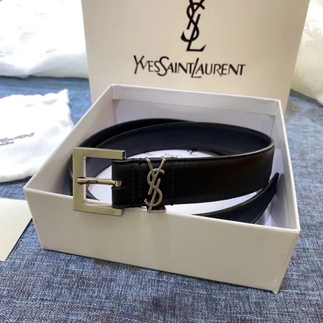Saint Laurent Cinturón Clásico con Monograma Negro Oro Hebilla Granulada Cuero 9