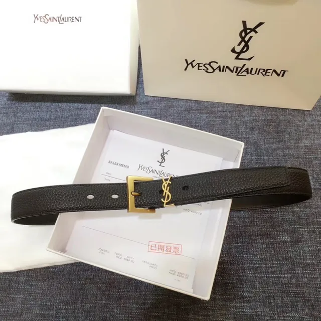 Saint Laurent Cinturón Clásico con Monograma Negro Oro Hebilla Granulada Cuero 19