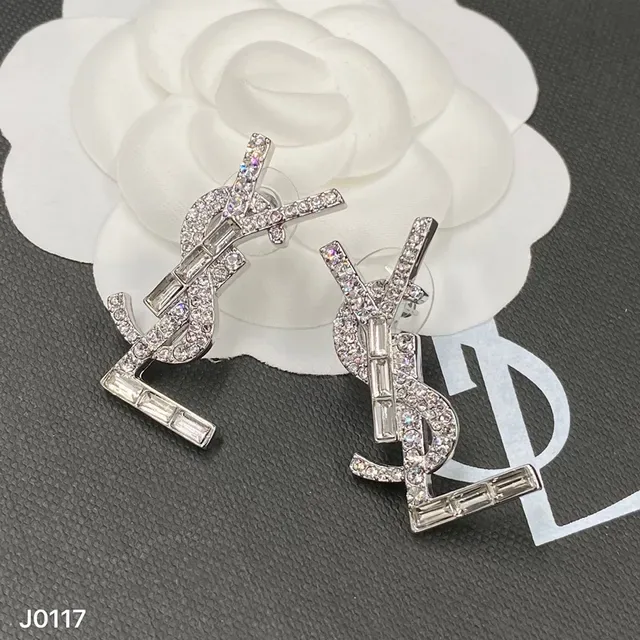 Saint Laurent YSL মনোগ্রাম ক্রিস্টাল প্যাভে ইয়াররিংস 2
